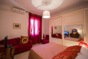 Romantic Ciclamini House